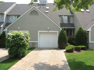 10 Sutton Way #210B, Washington Township, NJ 07676