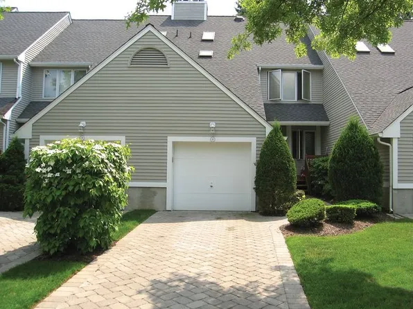 10 Sutton Way #210B, Washington Township, NJ 07676