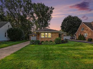 24 E 32nd St, Holland, MI 49423