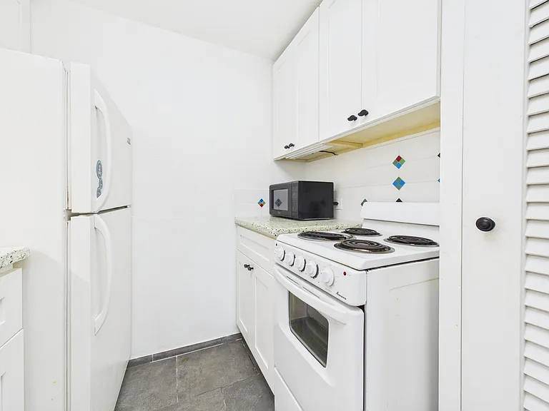 9 Herman Hill Est — Photo 6