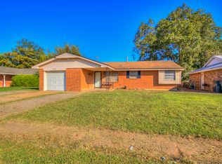 3201 Overland Dr, Del City, OK 73115