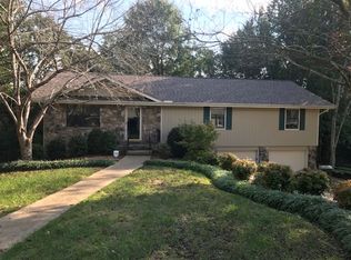 736 Ashley Forest Dr, Hixson, TN 37343