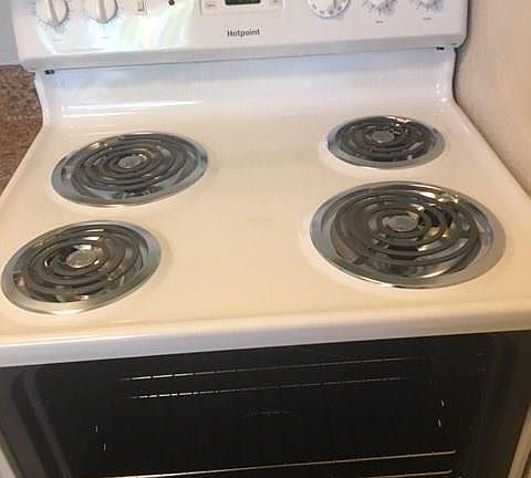 5th image of 1705 Frances Dr