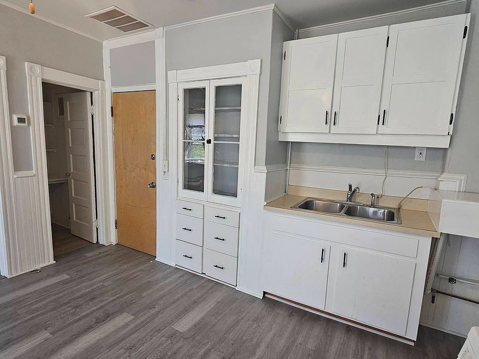 1st image of 20 Horace St Unit 3