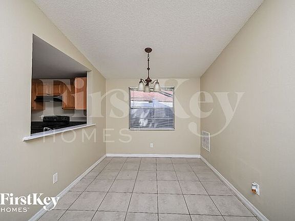 4th image of 8210 Olivewood Pl