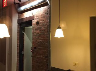 901 N McLean St #2W, Bloomington, IL