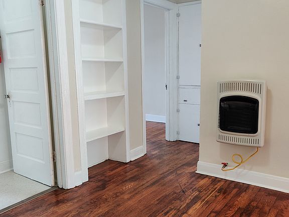 3rd image of 4321 Leeland St #3
