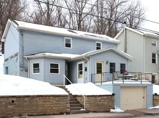 1185 Rosedale Ave, Dubuque, IA 52001