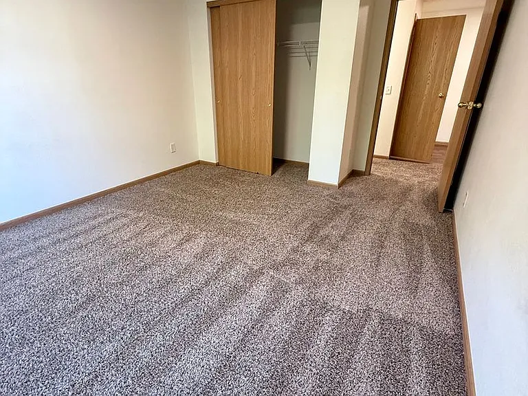 Ashwood Birchwood Apartments — Photo 24