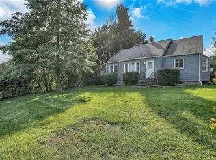 2 Cobey Ter, Poughkeepsie, NY 12601