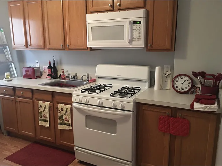 428 Bonsal St #2 — Photo 1