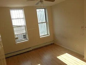 Rented by Transvilla Real Estate & Development Group Inc.