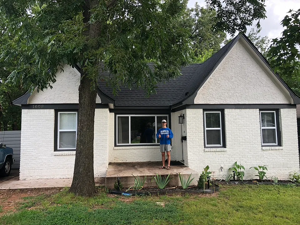 1608 NW 44th St