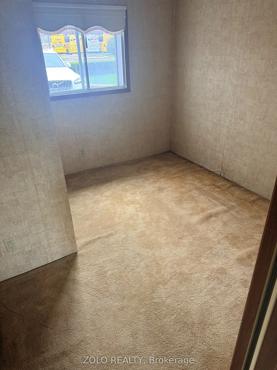 Building Photo - 469 Evans Ave #NANNY