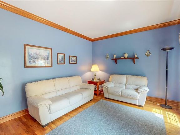 5th image of 8612 Brechin Ln