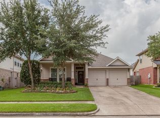 8014 Cross Trail Dr, Sugar Land, TX 77479