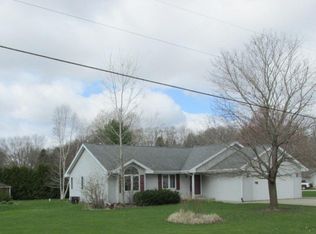4849 E Ashelford Dr, Byron, IL 61010