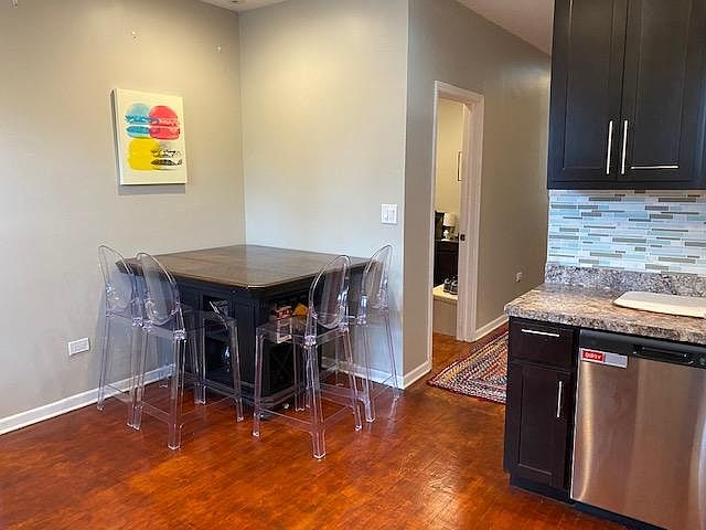 kitchen table nook
