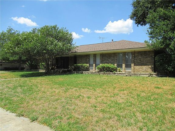 2nd image of 2617 Westridge Dr