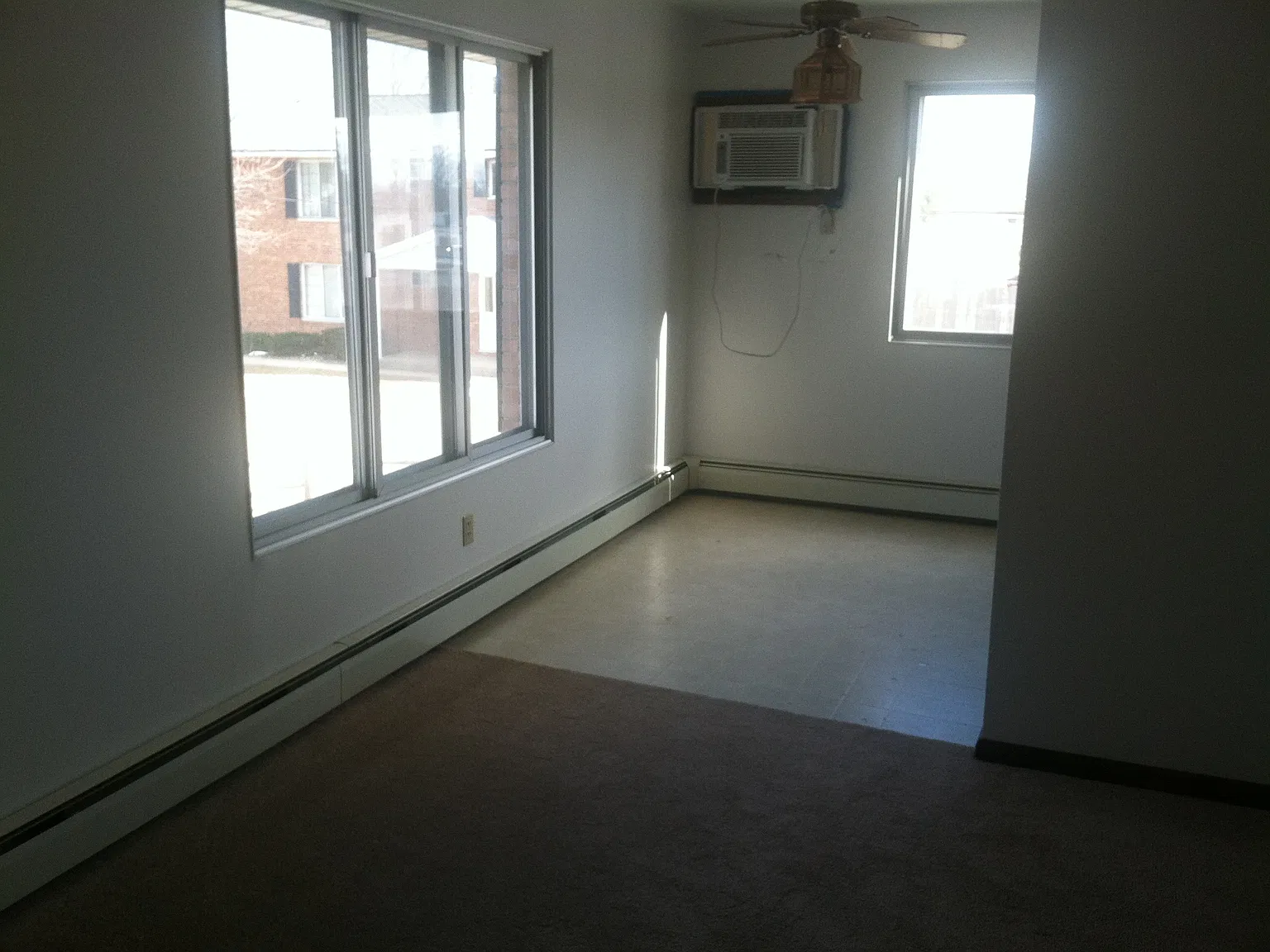 2 bed, 750 sqft, $850 — Photo 1
