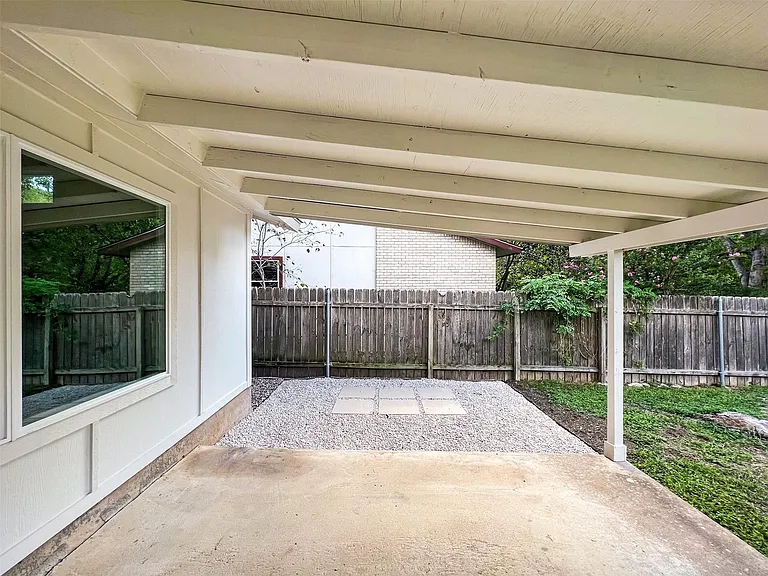 7736 Croftwood Dr — Photo 36