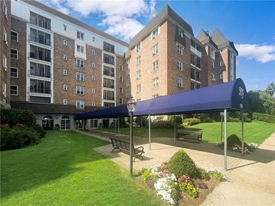 910 Stuart Avenue #5M, Mamaroneck, NY, 10543