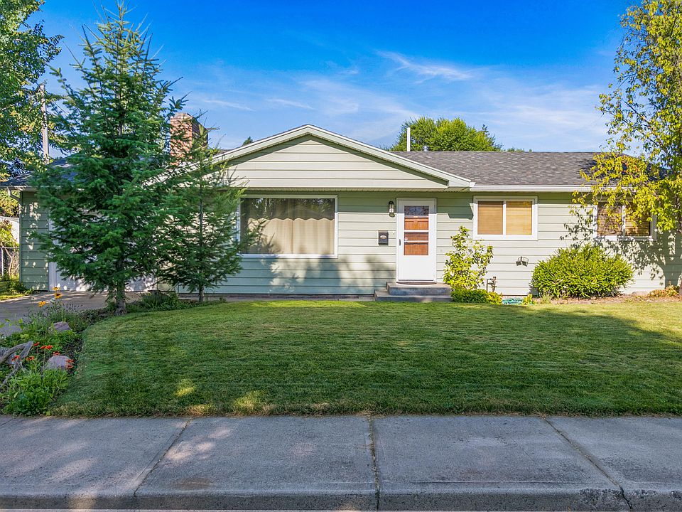 1st image of 7 Joyce Dr