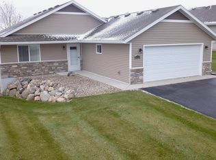 2212 Ridgedale Dr SE, Alexandria, MN 56308