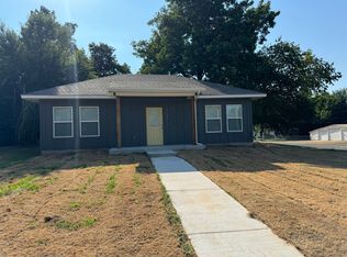 1604 S 6th St, Chickasha, OK 73018