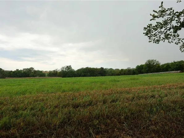 Cold Water Rd, Louisburg, KS 66053