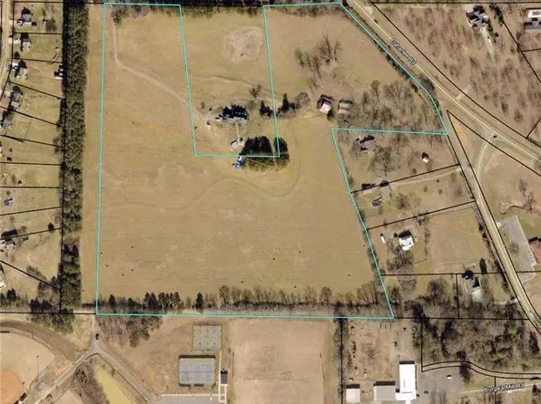 12 Covered Bridge Rd, Kingston, GA 30145