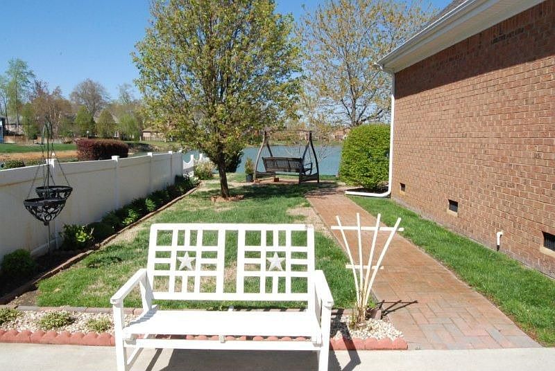 1st image of 1044 Harwich Dr