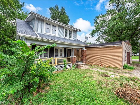 2nd image of 4139 Elyria Ave