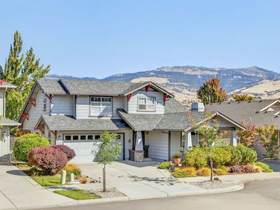 453 Williamson Way, Ashland, OR, 97520