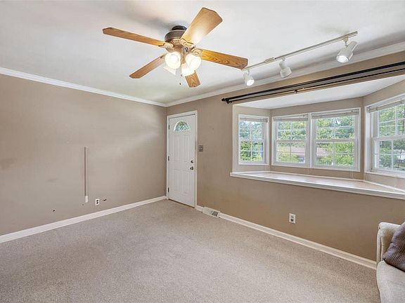 5th image of 3556 High Dr