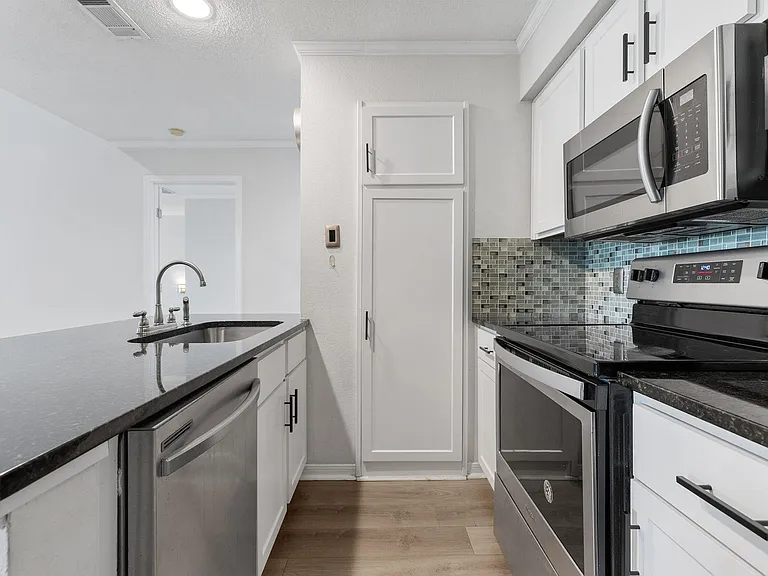 8888 Tallwood Dr #2310 — Photo 10
