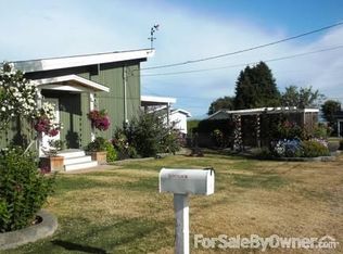 678 Sylvia Dr, Point Roberts, WA 98281