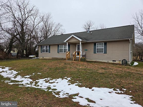 3rd image of 124 Hagersville Rd