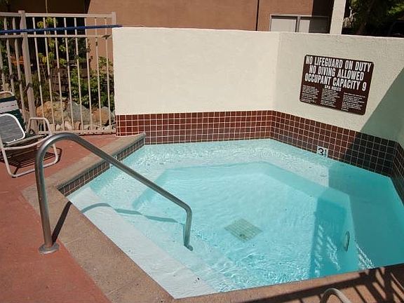 4th image of 1615 Hotel Cir S Unit D113