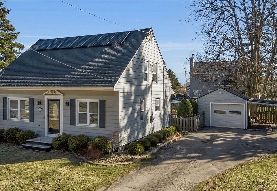 1st image of 6135 Goodrich Rd