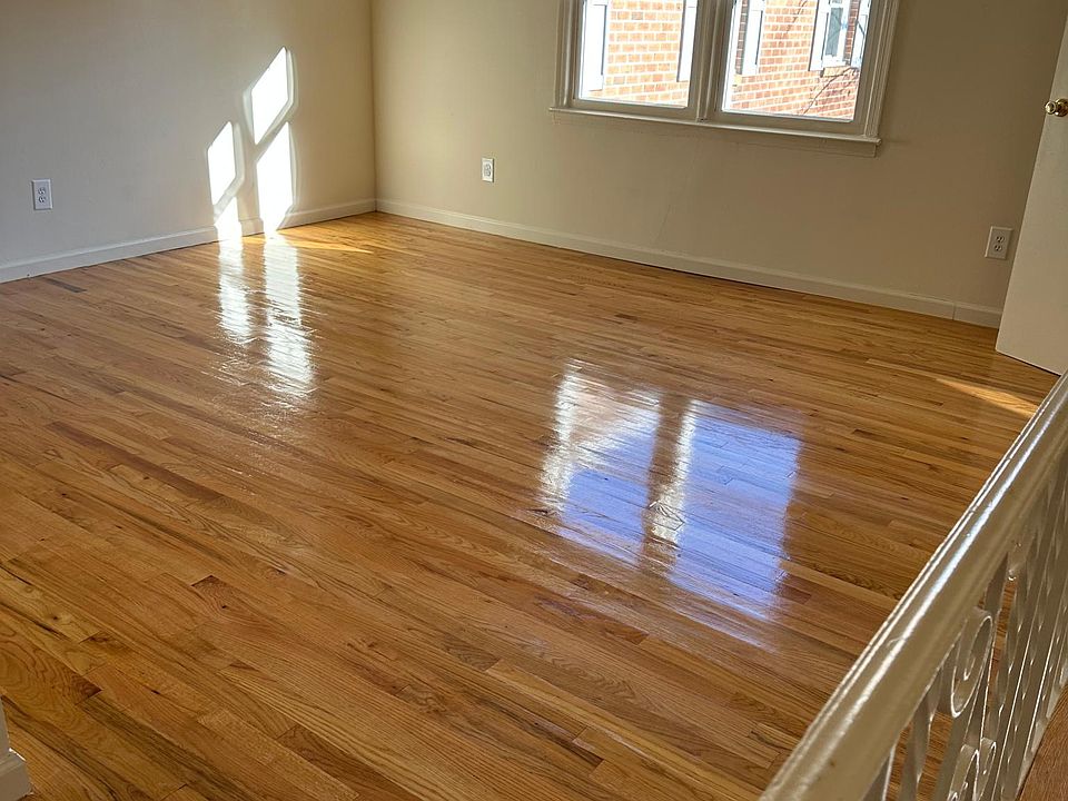1st image of 526 E 2nd St APT 6B