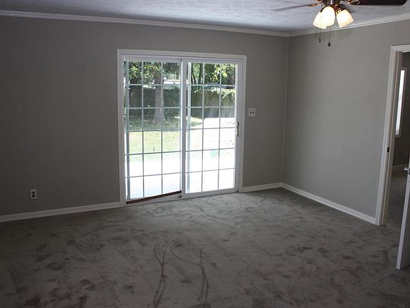 5th image of 3949 Shasta Dr