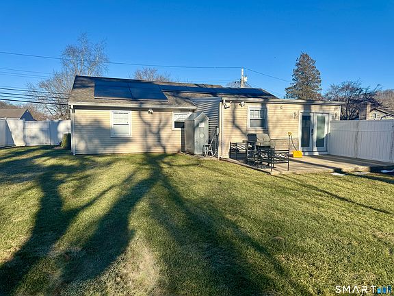 2nd image of 4 Hellstrom Road