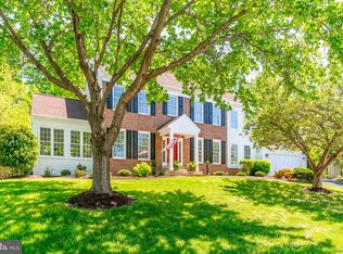 8917 Cross Chase Cir, Lorton, VA 22079