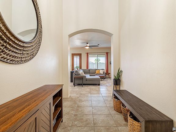 5th image of 7851 E 38th Pl