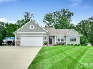 1727 Water Lily Ln, Wayland, MI