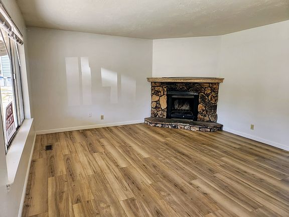 3rd image of 4144 W 5085 S