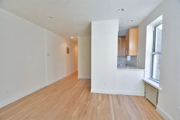 Rented by Corcoran | media 12