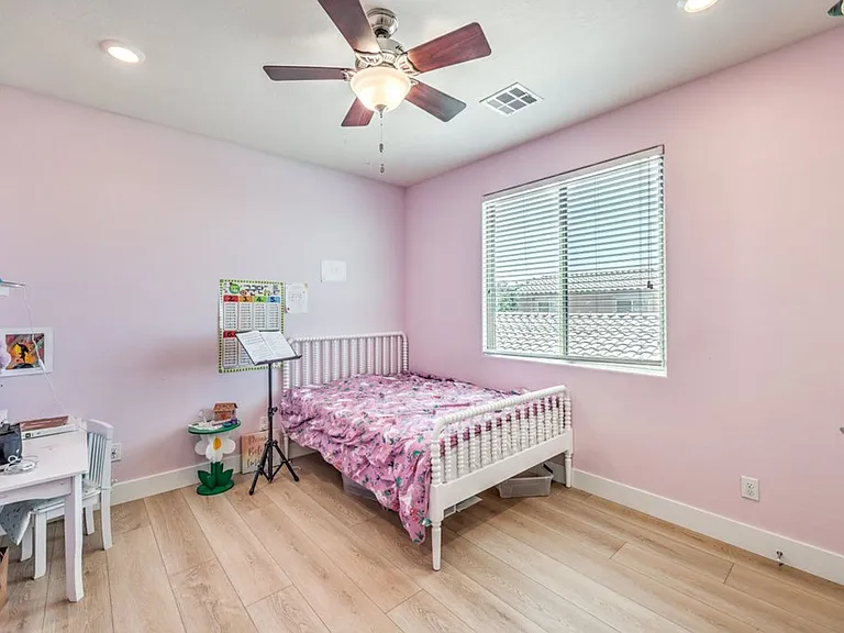 2815 Shining Sun Way — Photo 19