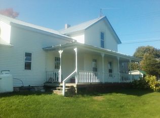 4 Sand St, Philadelphia, NY 13673